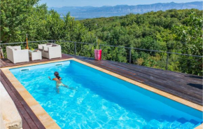 Stunning home in Dobrinj w/ Outdoor swimming pool, Sauna and 4 Bedrooms
